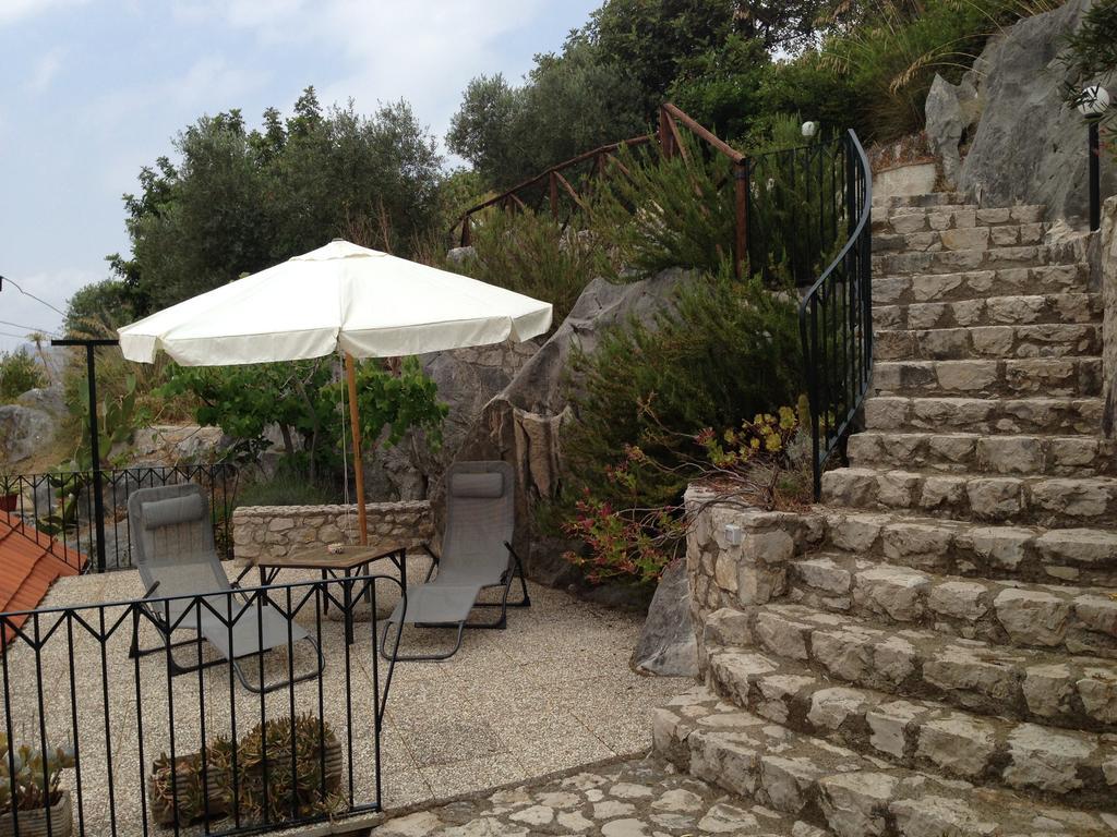 Villa "Ai Galli" Terracina Exterior photo
